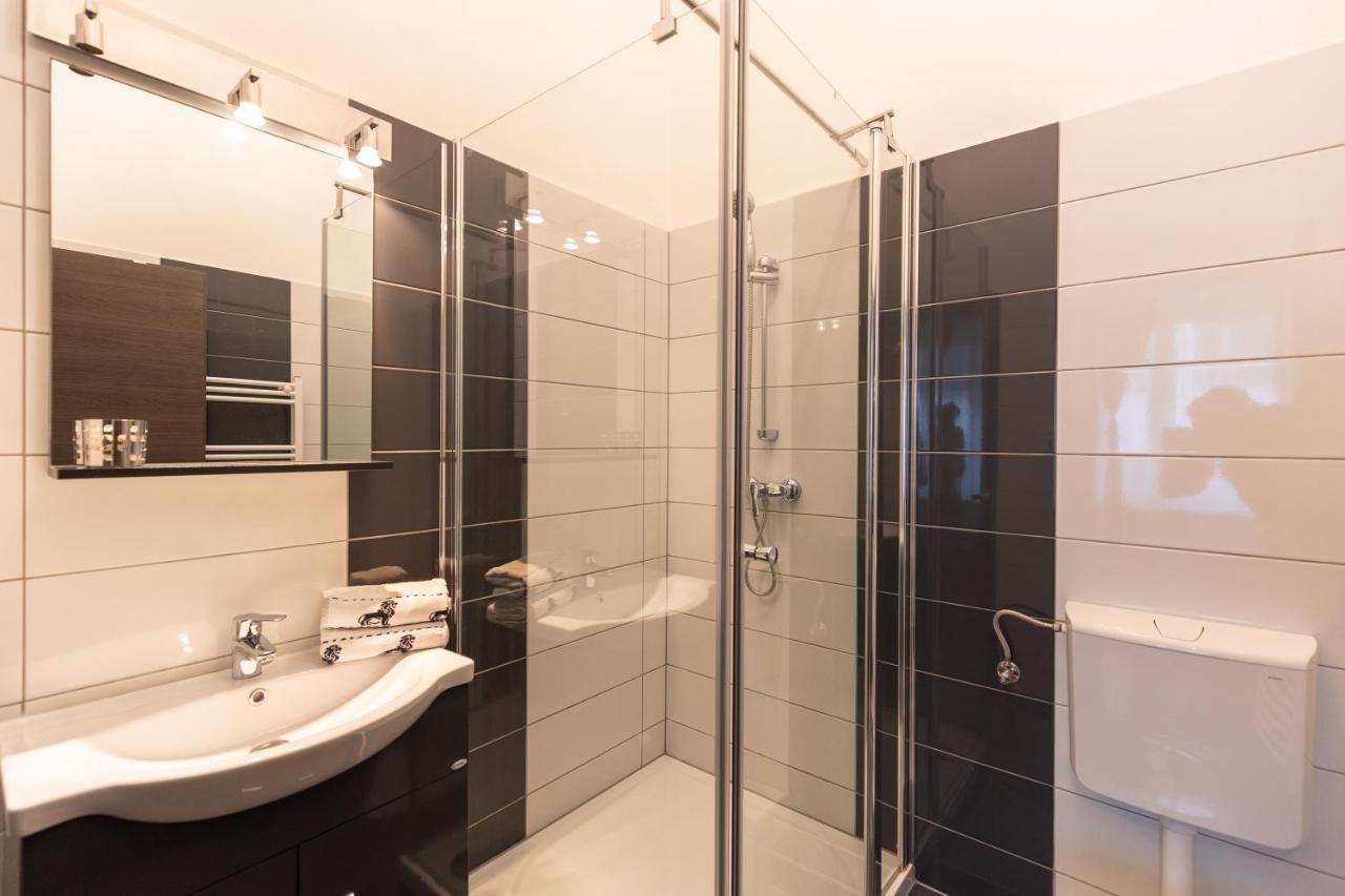 Wiky'S Apartman With 3Bathrooms Budapest Luaran gambar