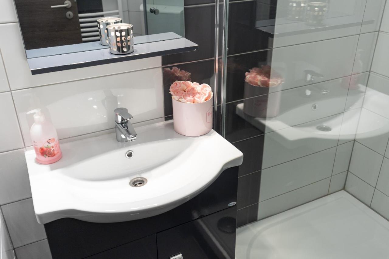 Wiky'S Apartman With 3Bathrooms Budapest Luaran gambar