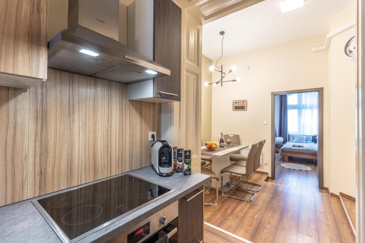 Wiky'S Apartman With 3Bathrooms Budapest Luaran gambar