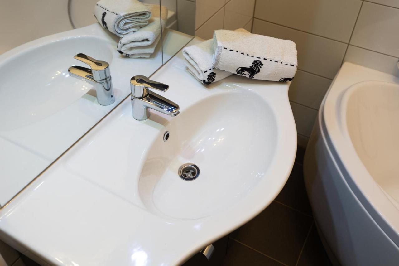 Wiky'S Apartman With 3Bathrooms Budapest Luaran gambar