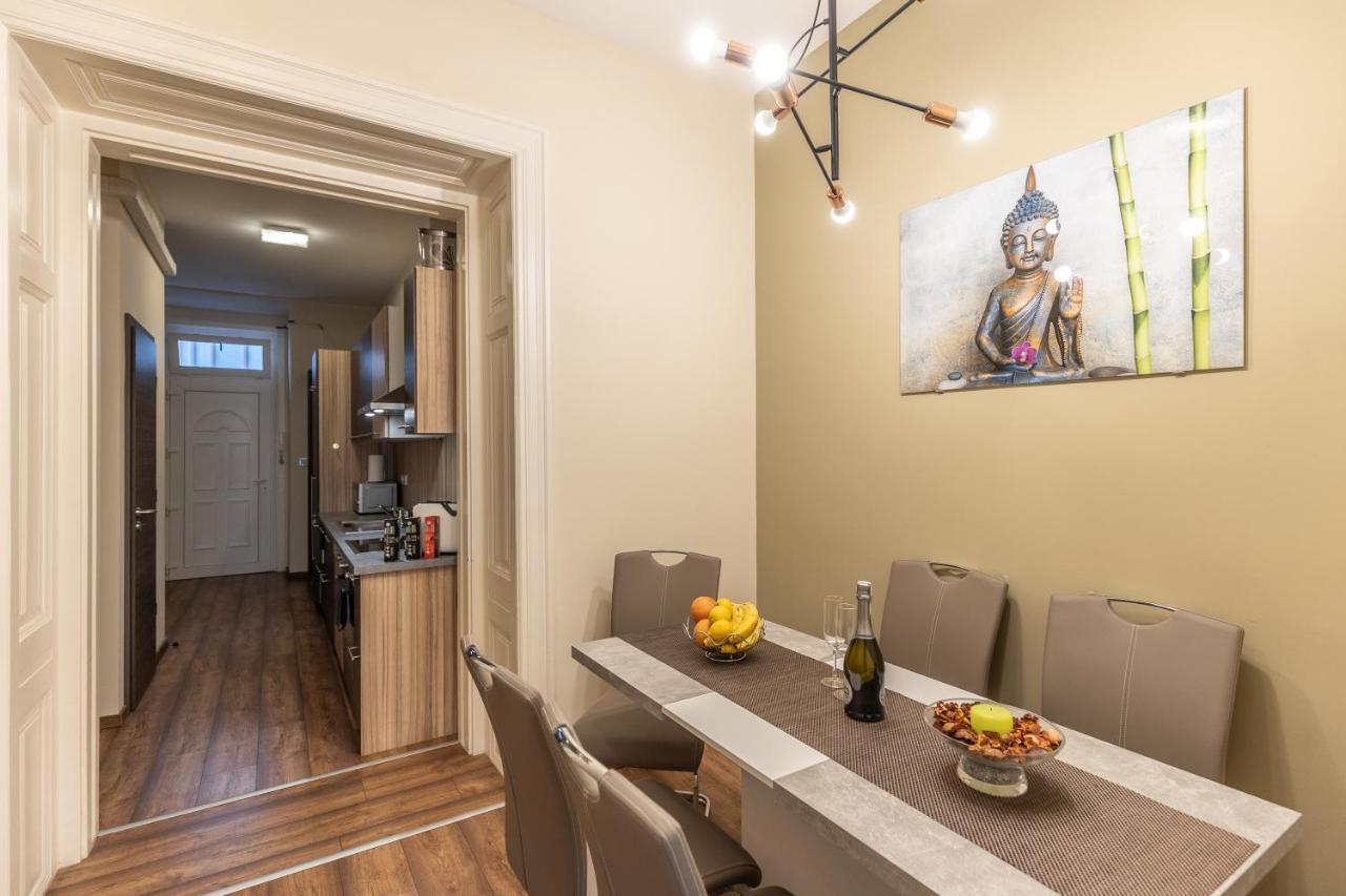 Wiky'S Apartman With 3Bathrooms Budapest Luaran gambar