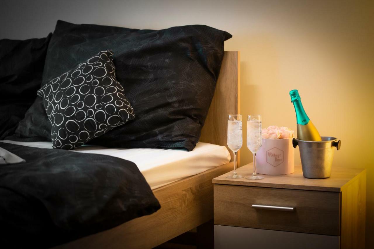 Wiky'S Apartman With 3Bathrooms Budapest Luaran gambar