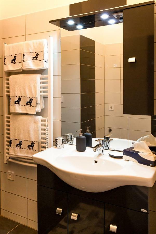 Wiky'S Apartman With 3Bathrooms Budapest Luaran gambar